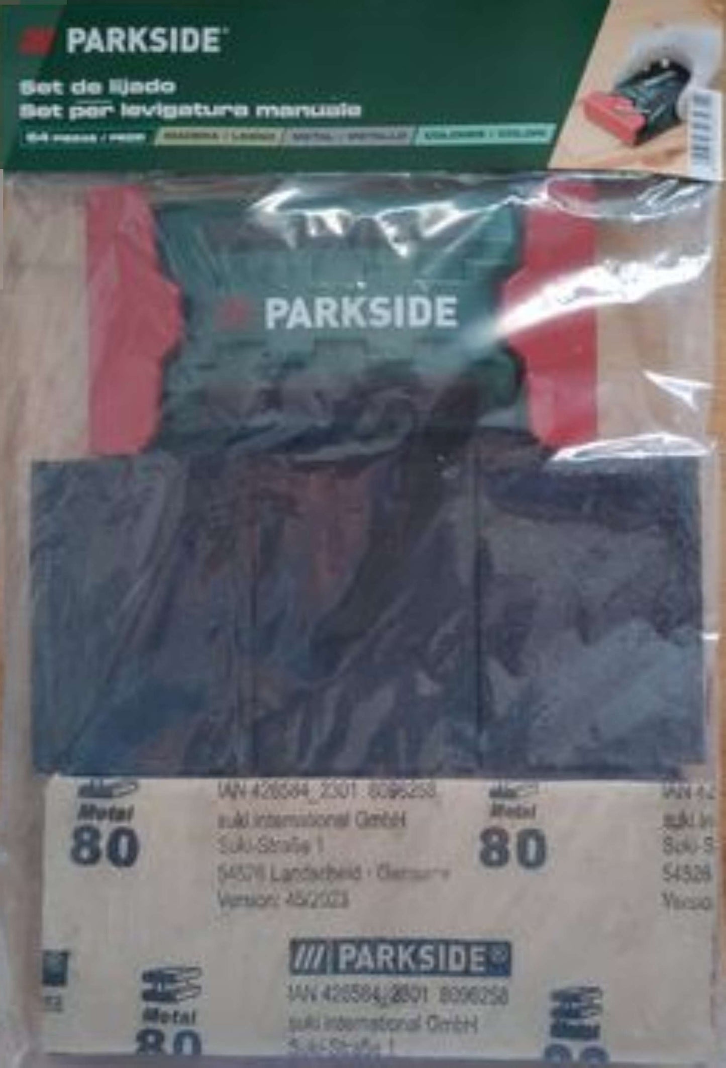 Parkside - Sanding set for wood, metal, and paint – 64-piece kit includes a sandpaper holder.