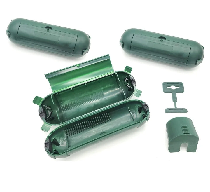 Parkside - Outdoor Extension Cord Cover, Waterproof Connection Protector with 4 Seal Latches.